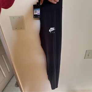 Brand New Nike Air Cotton Leggings Size M